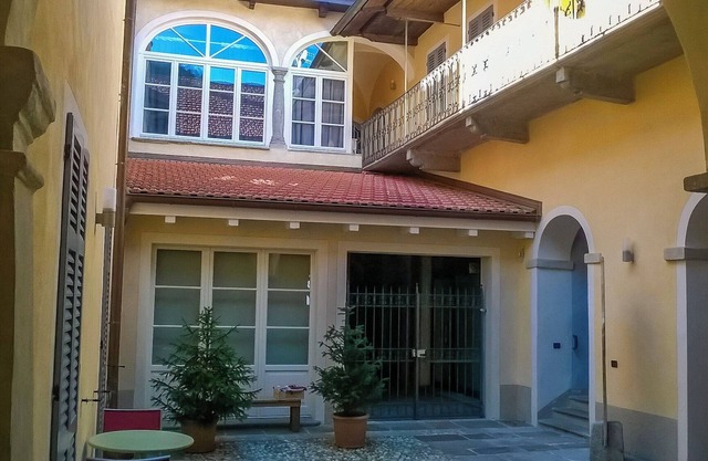 2-room attic apartment in the heart of the romantic old town of Cannobio