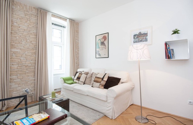 2 room City Apartment Egon Schiele *