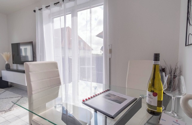 2 rooms with balcony, underground parking, workplace, free coffee, 4k TV, fast wifi
