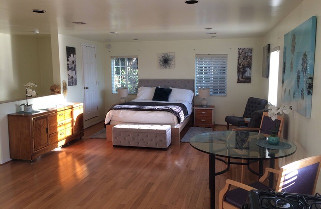 2 Stylish Studio apartments