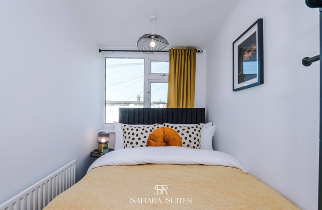20% OFF| Liverpool Centre | Business & Family Stay