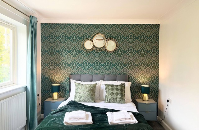 20% Off on Weekly Stays2 Bed House in 4 Clayton Drive Familybusinessleisure