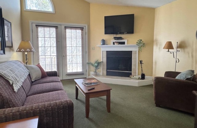20% Sale April/May NH Condo Unit 4F
