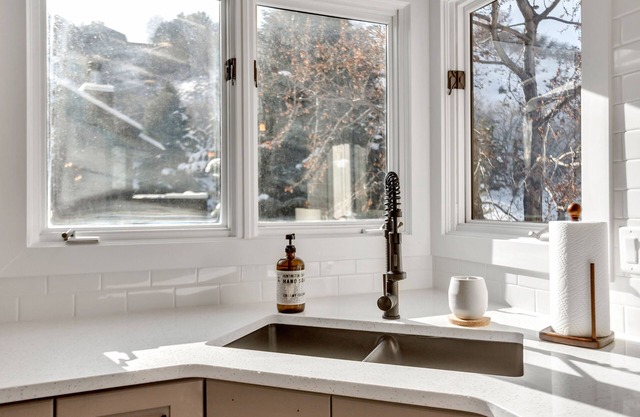 2019 COMPLETELY RENOVATED CRCC MOUNTAIN MODERN! ALTA,SNOWBIRD,BRIGHTON,SOLITUDE