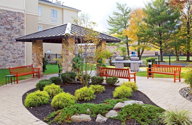 24 Hour Fitness Center + Business Center | Evening Receptions + Convenient Location