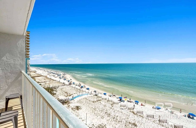 2B/2B Beach Views & Best Eats | Palmaway