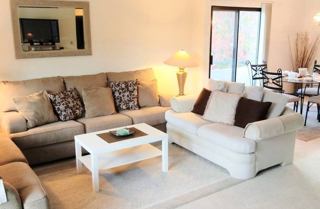2bd/2ba Cupertino, San Jose, Santa Clara Spacious ~1400 sq ft Corporate Housing