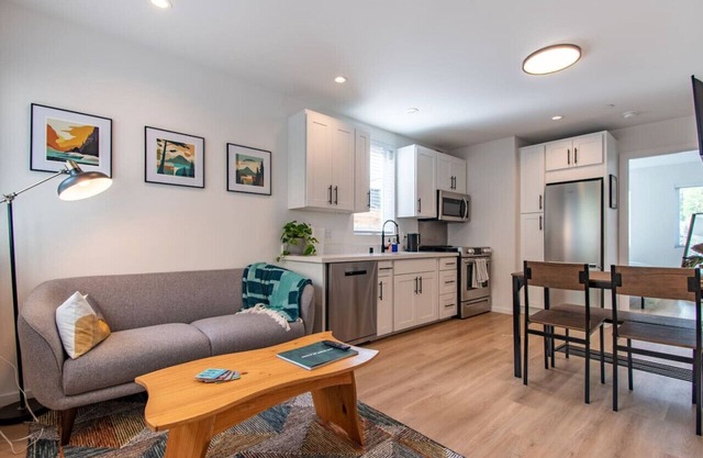 2bdrm New Build in Central Location