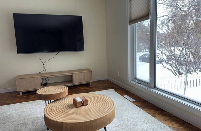 2Bed Bright & Stylish Ritchie Urban Retreat