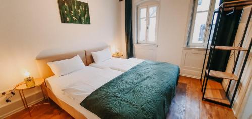 2BR Wohnen mit Aussicht in der malerischen Altstadt - gemütlich & zentral