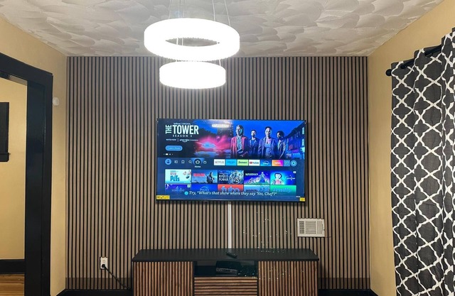 2Kings Luxury Home - Spacious Stay in Newark, NJ Near NYC & EWR Airport