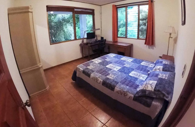 3-bdrm home on gorgeous mountain property near San Jose - perfect 4 remote work