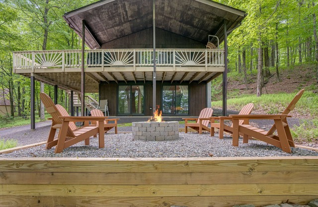 3 Bdrm Mid-Century Mountain House On The Ski Hill