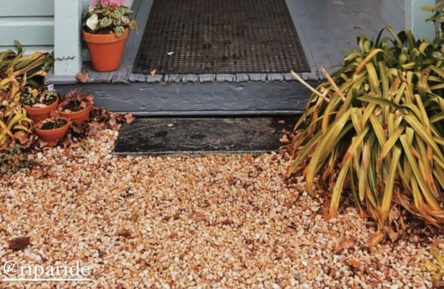 3 Bed/ 2 Bath Cottage