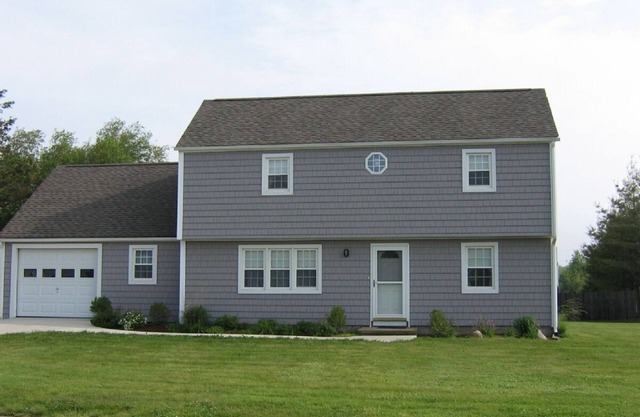 3 bed/2 bath home, walk to the beach! Aug 2-9 week available!
