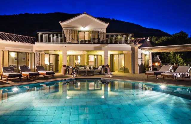 3 Bed Skala Villa with Infinity Pool and Sea Views