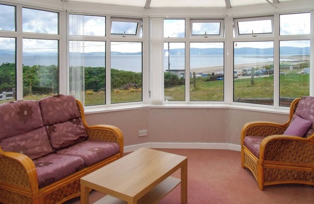 3 bedroom accommodation in Blackwaterfoot