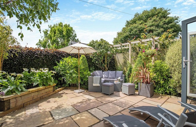 3 bedroom accommodation in Woolley Moor, near Alfreton