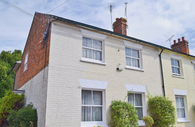 3 bedroom accommodation in Fordingbridge