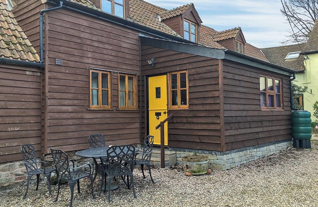 3 bedroom accommodation in Preston Wynne