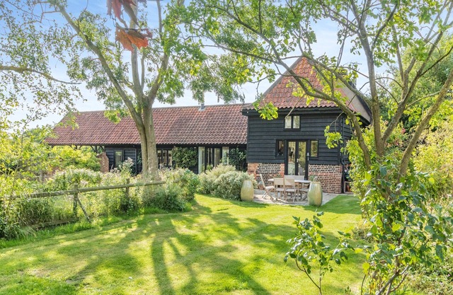3 bedroom accommodation in Debenham, near Stowmarket
