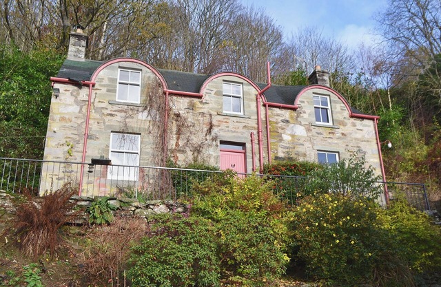 3 bedroom accommodation in Aberfeldy, near Edinburgh