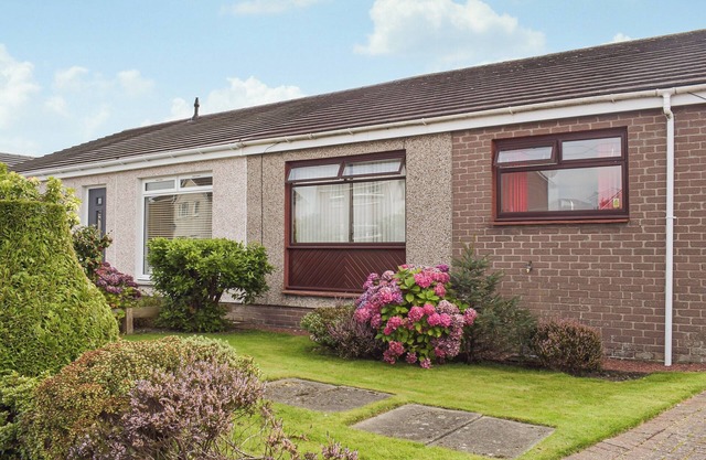 3 bedroom accommodation in Stirling