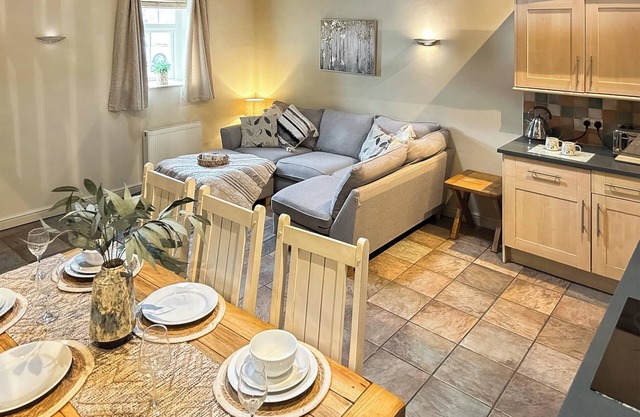 3 bedroom accommodation in Over Haddon, near Bakewell
