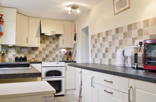 3 bedroom accommodation in Sculthorpe, near Fakenham