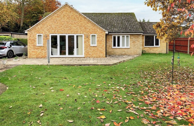 3 bedroom accommodation in Fordham