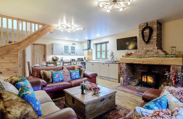 3 bedroom accommodation in Brandesburton, near Driffield