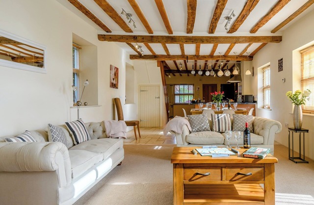 3 bedroom accommodation in Tacolneston, near Wymondham