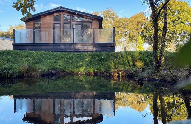 3 bedroom accommodation in Landford, near Salisbury