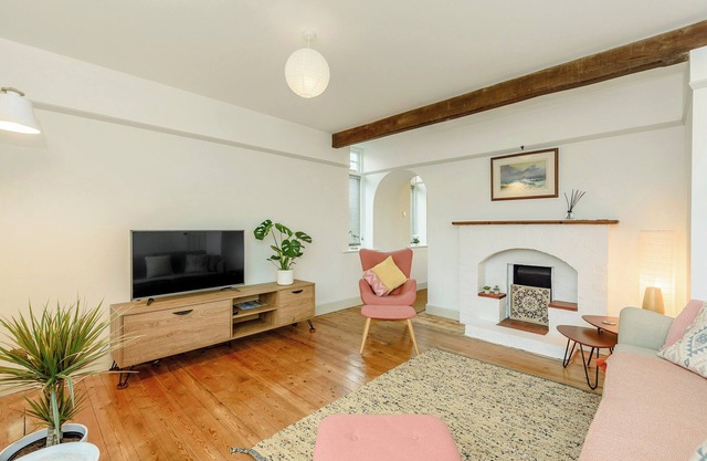 3 bedroom accommodation in Selsey
