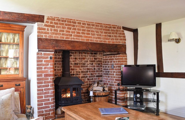 3 bedroom accommodation in Diss