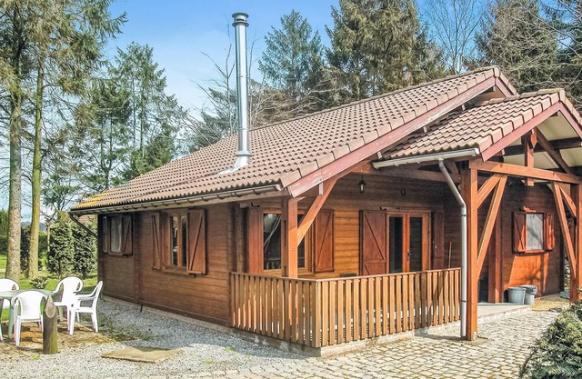 3 bedroom awesome home in Wachtebeke