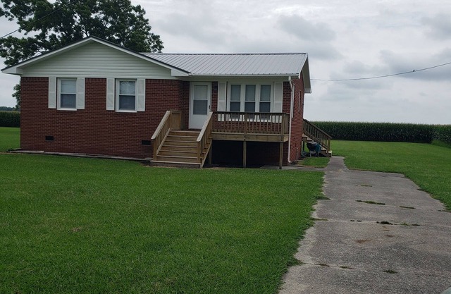 3-bedroom brick cottage in a great fishing and hunting area.