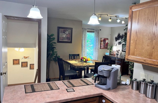 3-bedroom condo in beautiful Poland with 3 full bathrooms and 1 half bath.