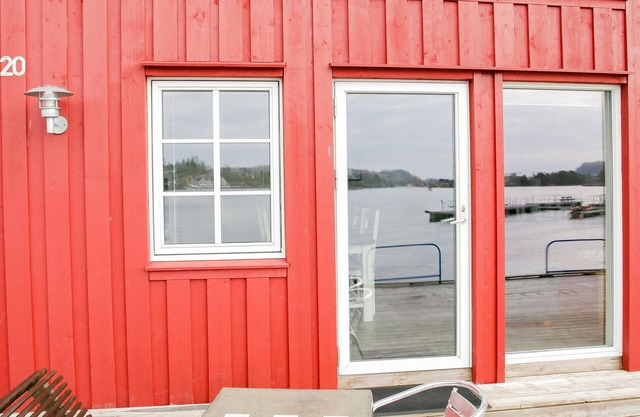 3 bedroom cozy home in Sjernarøy