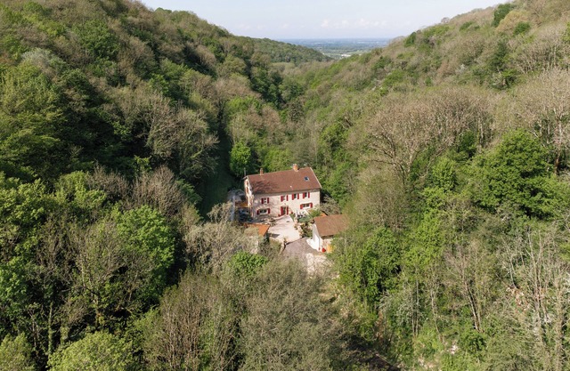 3 Bedroom Private vacation home in Montagna-le-Reconduit