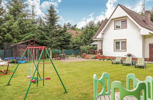 3 Bedroom Gorgeous Home In Santoczno