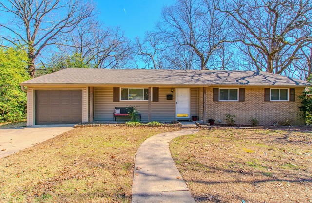 3 Bedroom home in a safe convenient area