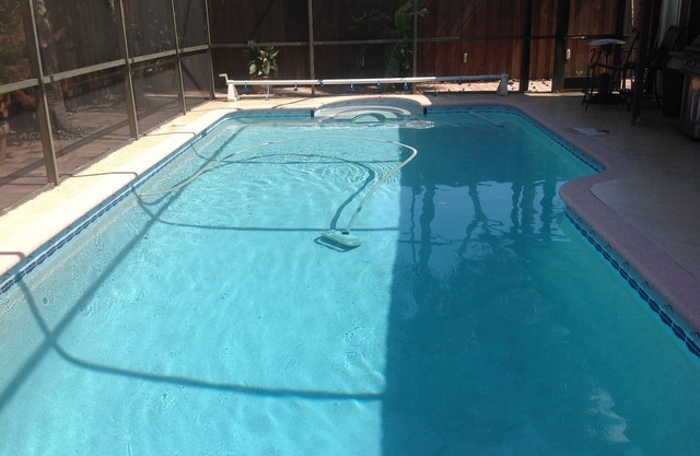 3 bedroom house w/private heated salt water pool, bbq, quiet location
