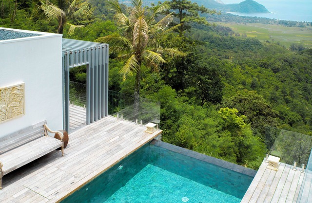 3-Bedroom Luxury Pool Residence, Selong Belanak Ocean View, Selong Selo Resort
