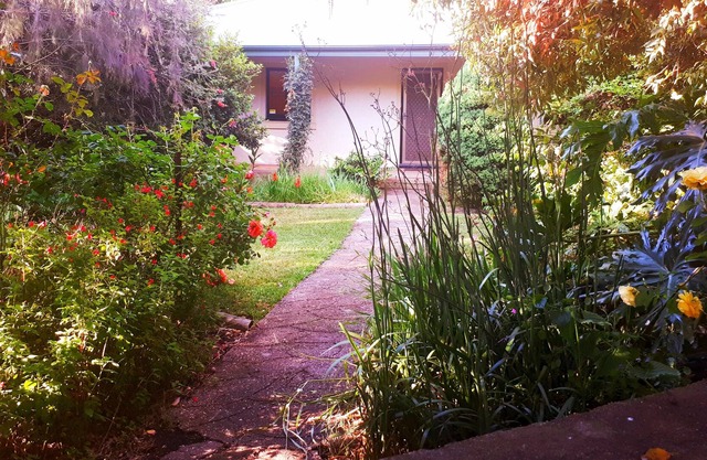 3 Bedroom, self-contained 1920's bungalow in the heart of the Adelaide Hills