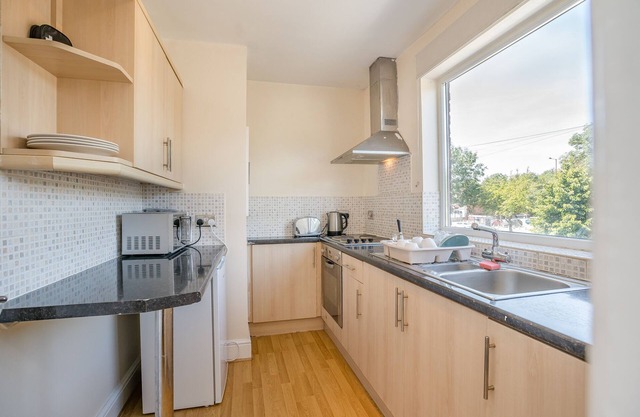 3 Bedroom Spacious Flat
