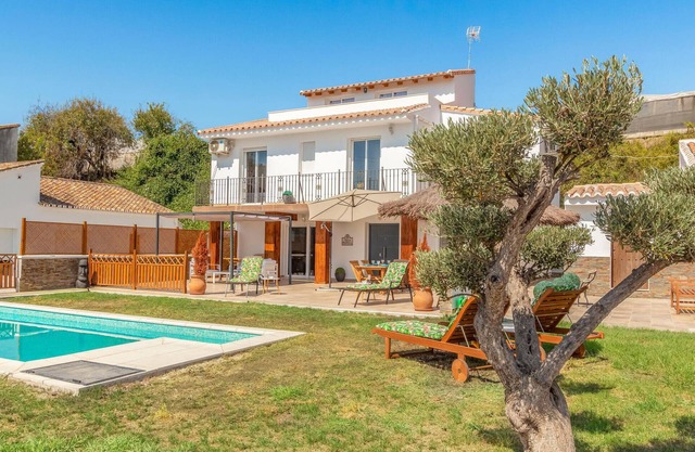 3 bedroom stunning home in Mezquitilla