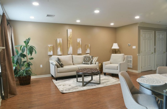 3-bedroom townhouse close to Mechanicsburg, Camp Hill, Harrisburg and Hershey