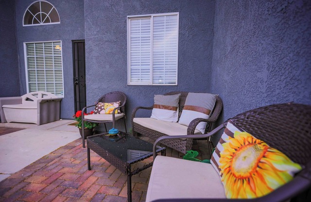 3-bedroom vacation home just 8 minutes drive to Fremont Street