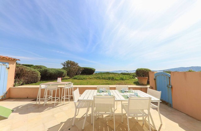 3 bedrooms appartment on the beach